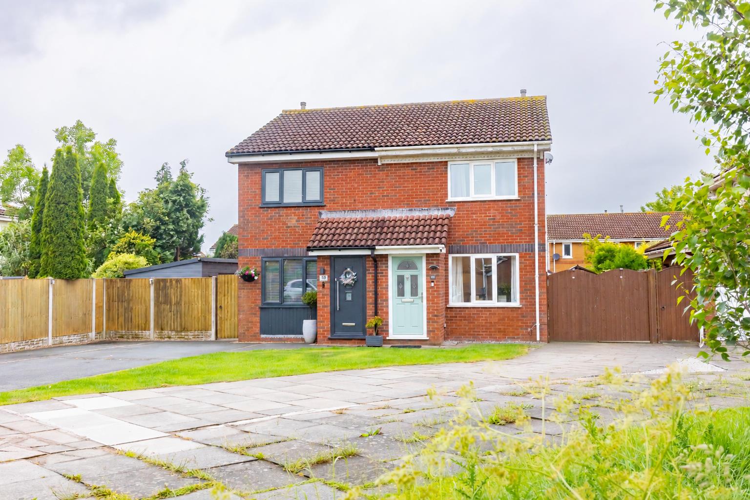 Aspendale Close, Longton, Preston